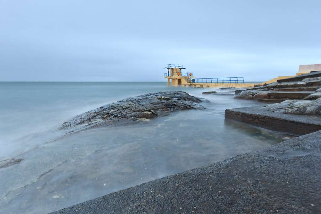 Salthill Promenade: Coastal Bliss